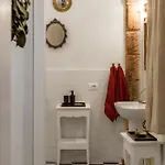 Di Charme Con Jacuzzi - Di Grazia Διαμέρισμα Κάλιαρι